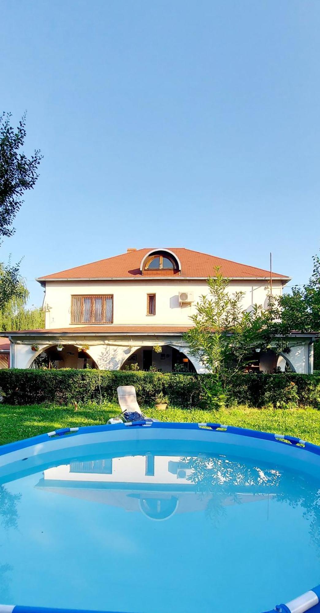 Guest House Marketti Vynohradiv Esterno foto